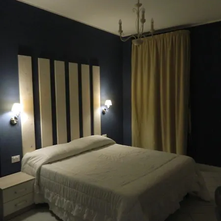 La Porta Del Mare Hotell 3*