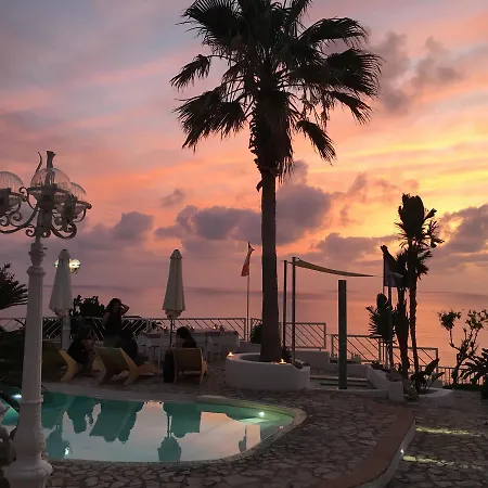 La Porta Del Mare Hotel 3*
