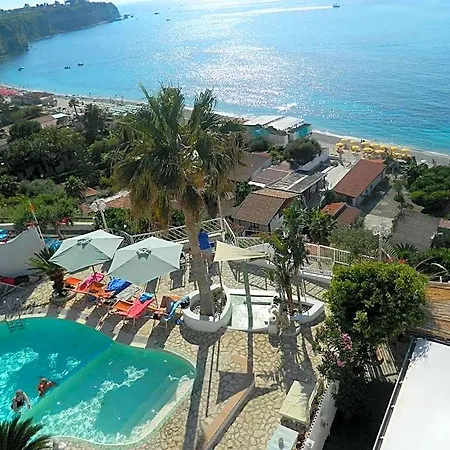 Hotel La Porta Del Mare 3*