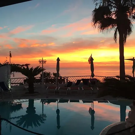 La Porta Del Mare 3* טרופאה
