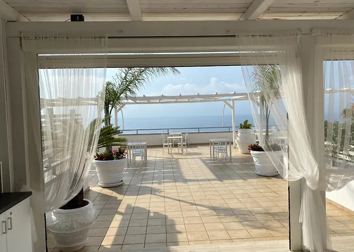 La Porta Del Mare Hotel