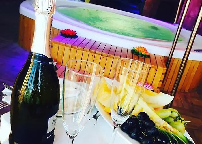 La Porta Del Mare מלון