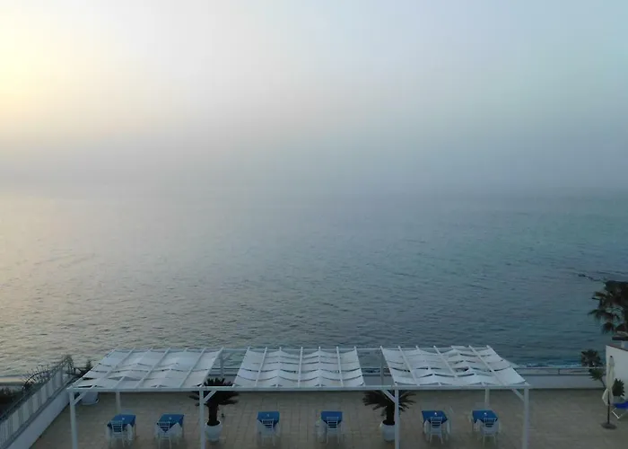 מלון La Porta Del Mare טרופאה